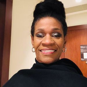 Meet your Posher, Marcia